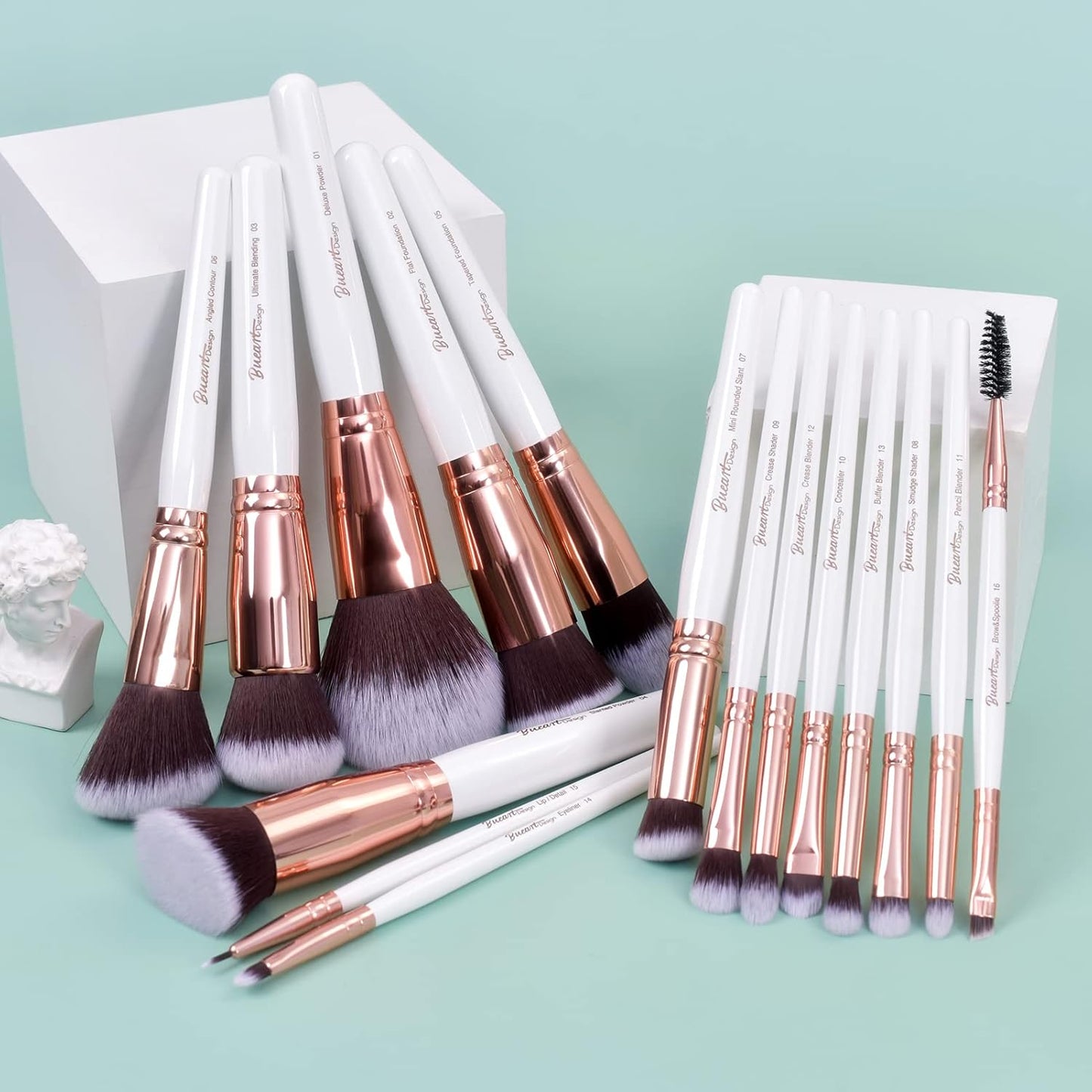 18Pcs ULTRA SOFT Wood Handle Makeup Brushes Set Make up Brushes Face Brush Foundation Powder Blending Blush Brushes (Pearl White)