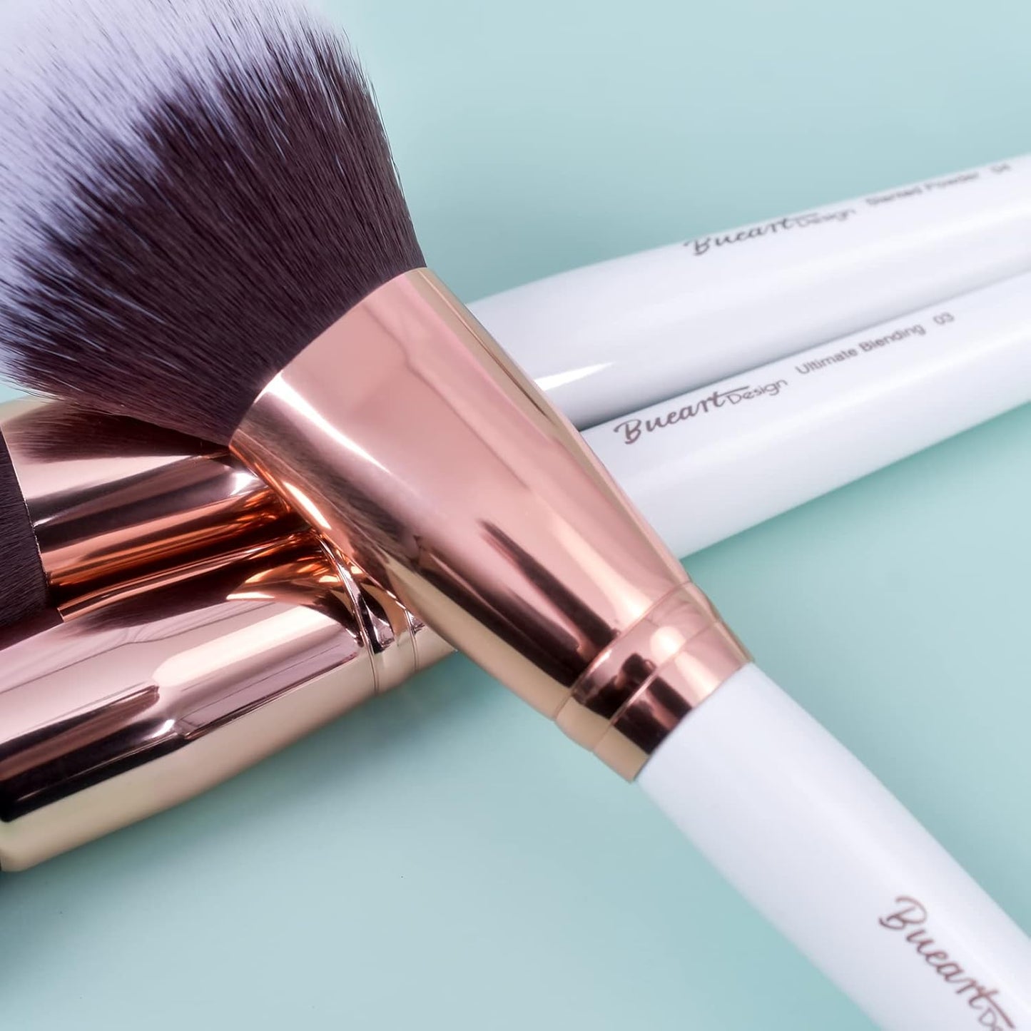 18Pcs ULTRA SOFT Wood Handle Makeup Brushes Set Make up Brushes Face Brush Foundation Powder Blending Blush Brushes (Pearl White)